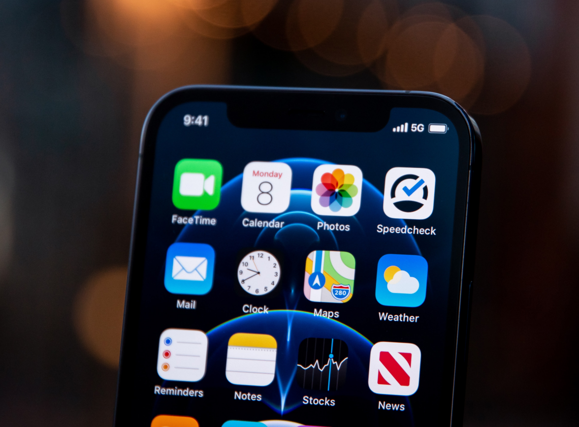 竹溪苹果手机维修分享为什么 iPhone 12 在冬季会自动关机 